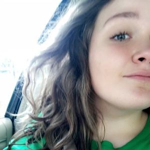 Meet your Posher, Hailey